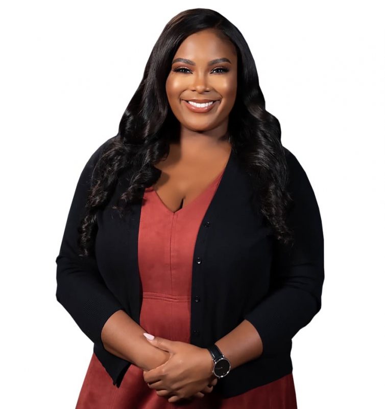 shekira-dennis_photo-crop